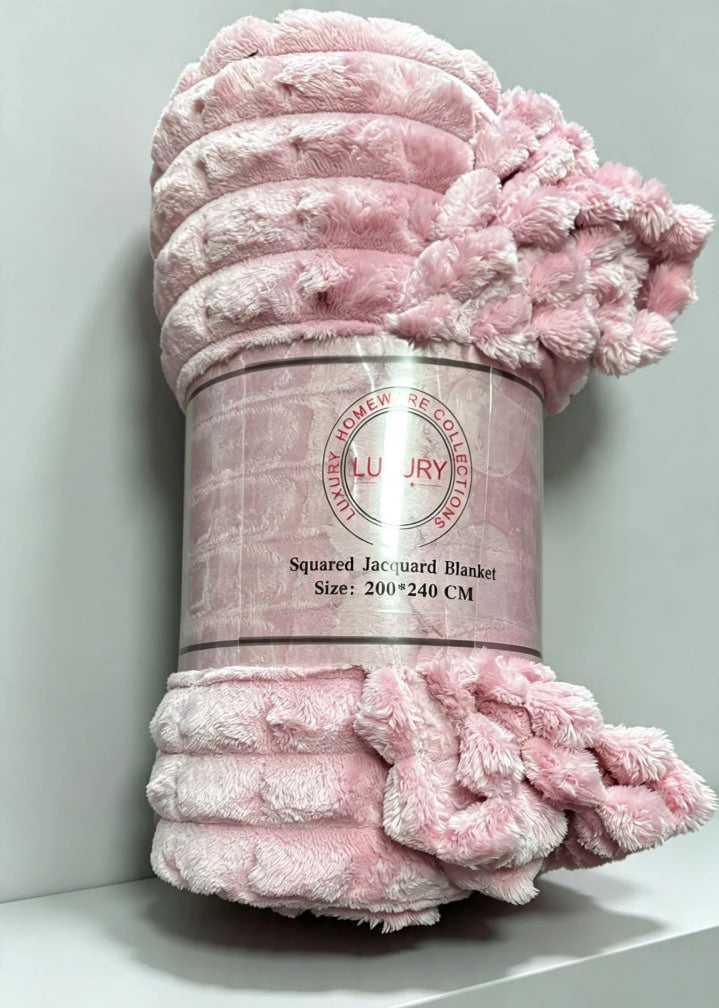 Squared Jacquard Blanket 200 x 240 Cm